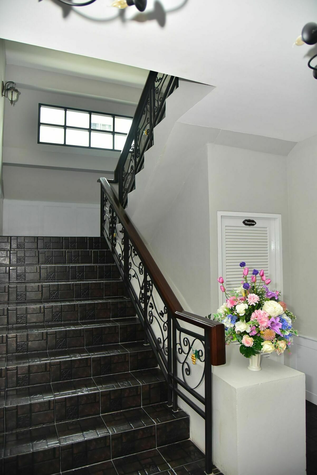 Ploy'S Pearl Hotel Surat Thani Exterior foto